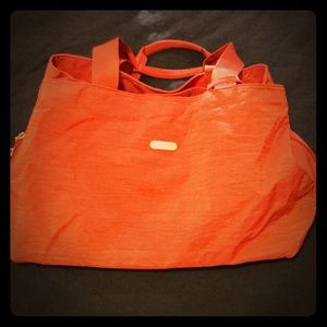 Travelers nylon tote bag by Chico’s.